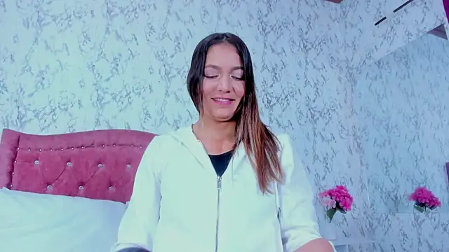 Mia Malkovaa  online show from 16, 2, 2026