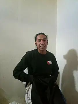 LargeDominoes online show from 13, 4, 2026