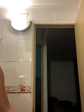 WhiteWomen online show from 7, 11, 2025