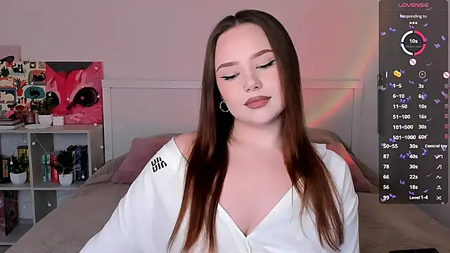 LittleKiitten online show from 4, 4, 2026