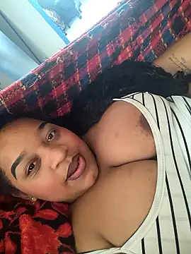 Snapshot of vic_pretynhaa chatting on 28, 4, 2026 vic pretynhaa online show from 28, 4, 2026