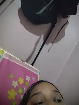 Snapshot of vic_pretynhaa chatting on 4, 8, 2026 vic pretynhaa online show from 4, 8, 2026