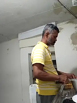 Snapshot of yourprivateproperty chatting on 21, 9, 2025 yourprivateproperty online show from 21, 9, 2025