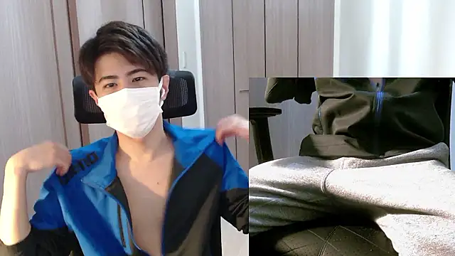 Snapshot of ryota_kkk chatting on 21, 12, 2025 ryota kkk online show from 21, 12, 2025