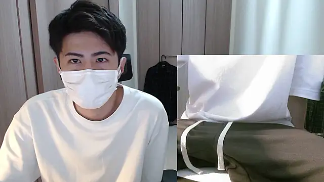 Snapshot of ryota_kkk chatting on 25, 5, 2026 ryota kkk online show from 25, 5, 2026