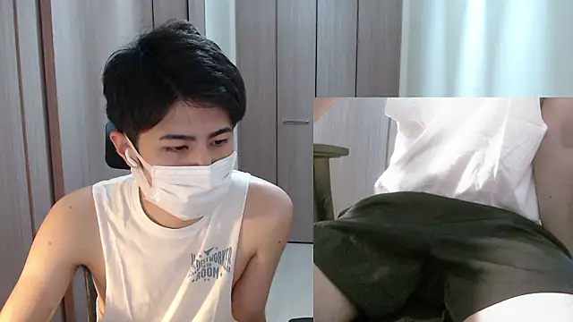 Snapshot of ryota_kkk chatting on 5, 6, 2026 ryota kkk online show from 5, 6, 2026