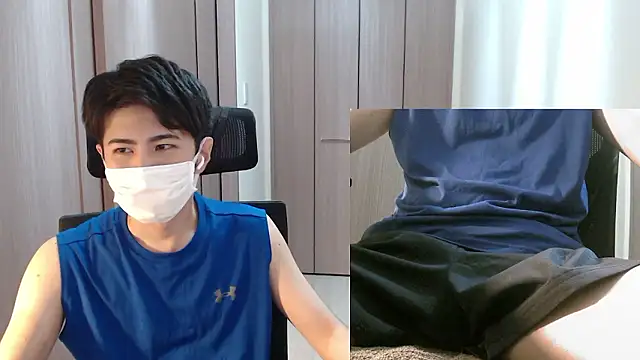 Snapshot of ryota_kkk chatting on 5, 7, 2026 ryota kkk online show from 5, 7, 2026