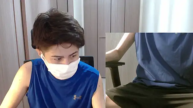 Snapshot of ryota_kkk chatting on 10, 7, 2026 ryota kkk online show from 10, 7, 2026