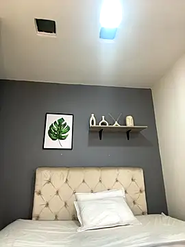 Soe Lara online show from 18, 9, 2025