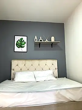 Soe Lara online show from 19, 9, 2025