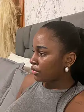 Snapshot of AkiraHomers chatting on 4, 1, 2025 AkiraHomers online show from 4, 1, 2025