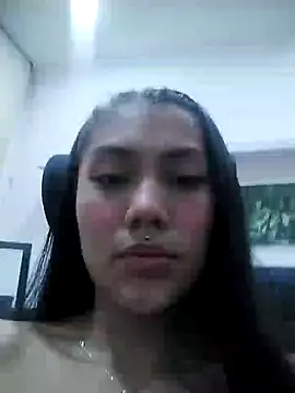 Snapshot of Catalehia_Milk chatting on 9, 2, 2025 Catalehia Milk online show from 9, 2, 2025