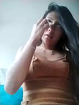 Snapshot of Catalehia_Milk chatting on 8, 3, 2025 Catalehia Milk online show from 8, 3, 2025