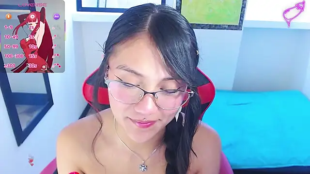 Snapshot of Catalehia_Milk chatting on 13, 3, 2025 Catalehia Milk online show from 13, 3, 2025