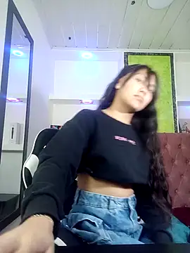 Snapshot of Catalehia_Milk chatting on 22, 9, 2025 Catalehia Milk online show from 22, 9, 2025