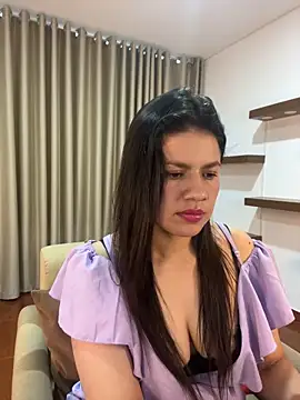 Alice Biel online show from 6, 2, 2025