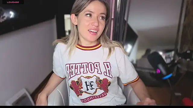 sexfire lalita online show from 17, 12, 2025