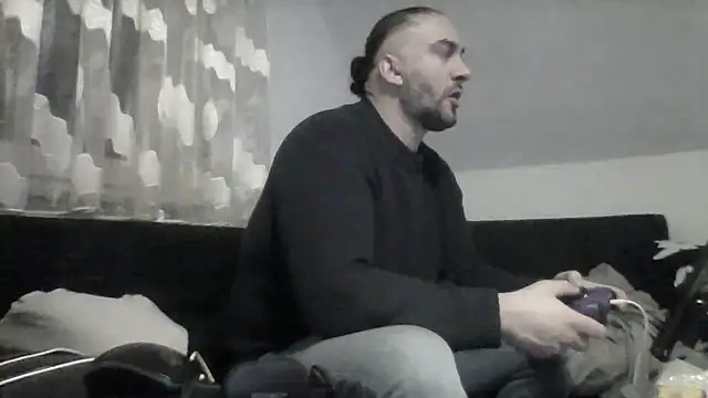 Snapshot of NewyorkDimi chatting on 18, 2, 2025 NewyorkDimi online show from 18, 2, 2025