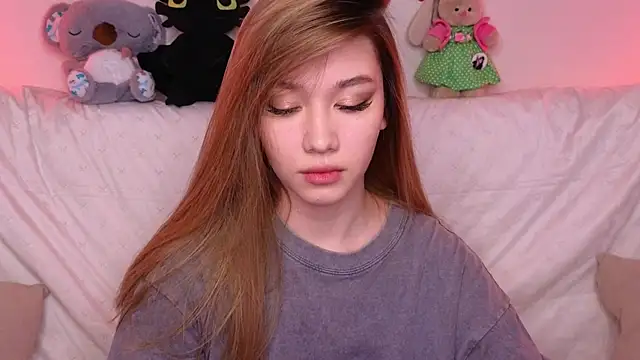 LuxuryGirl   online show from 5, 3, 2025