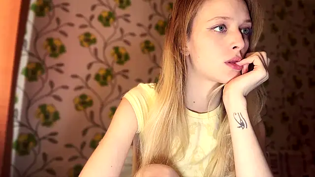 Evvie Summn1 online show from 26, 2, 2026