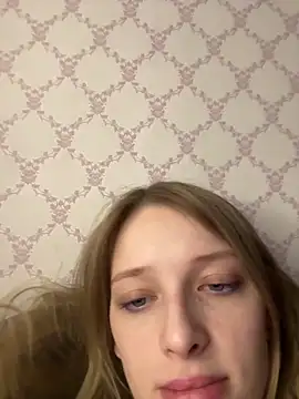 Evvie Summn1 online show from 28, 2, 2026