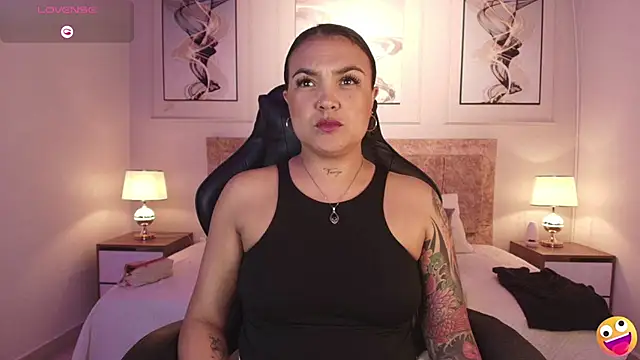 Snapshot of lyn_adamns chatting on 23, 1, 2025 lyn adamns online show from 23, 1, 2025