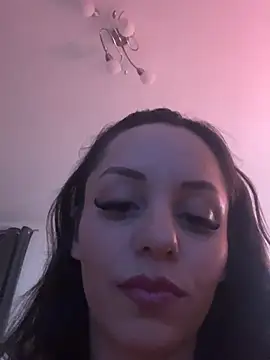Chiara0102 online show from 18, 5, 2026