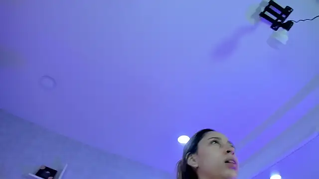 Snapshot of PandoraRider chatting on 5, 2, 2026 PandoraRider online show from 5, 2, 2026