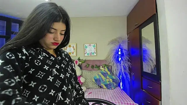 Snapshot of Lia_Keen chatting on 14, 2, 2025 Lia Keen online show from 14, 2, 2025