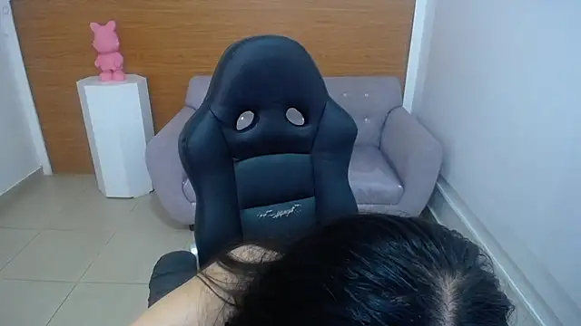 Chinatsu t online show from 19, 12, 2025