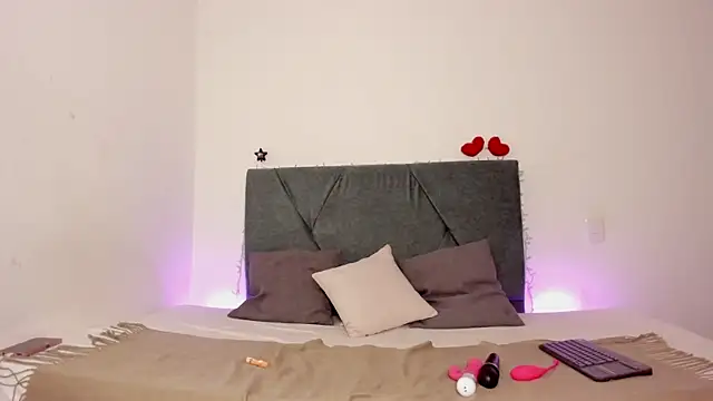 Gabby and Alice online show from 17, 1, 2025