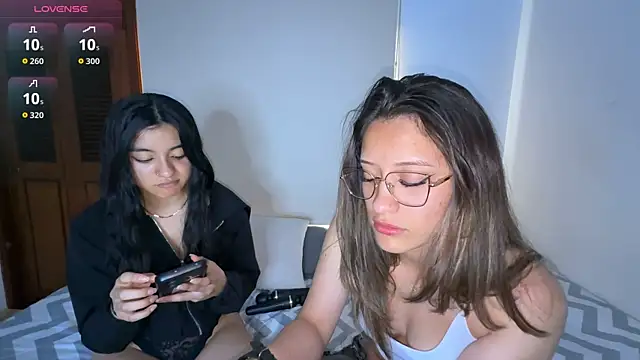 Gabby and Alice online show from 13, 9, 2025