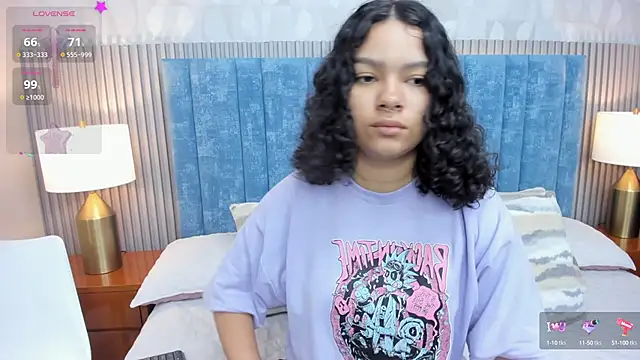 Snapshot of pretty_sunlight_ chatting on 24, 10, 2025 pretty sunlight online show from 24, 10, 2025