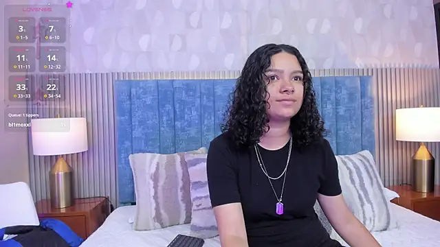 Snapshot of pretty_sunlight_ chatting on 20, 11, 2025 pretty sunlight online show from 20, 11, 2025