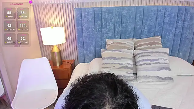 Snapshot of pretty_sunlight_ chatting on 26, 11, 2025 pretty sunlight online show from 26, 11, 2025