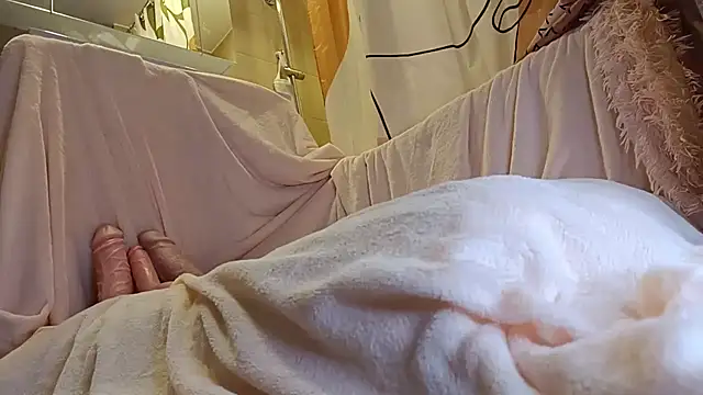 Hungry  Puppy online show from 18, 9, 2025