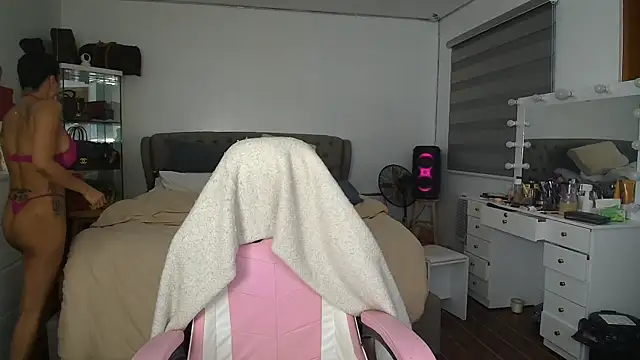 aya saki online show from 6, 10, 2025