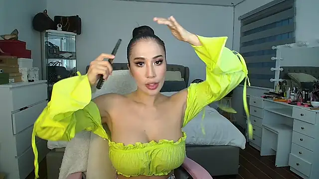 aya saki online show from 15, 12, 2025