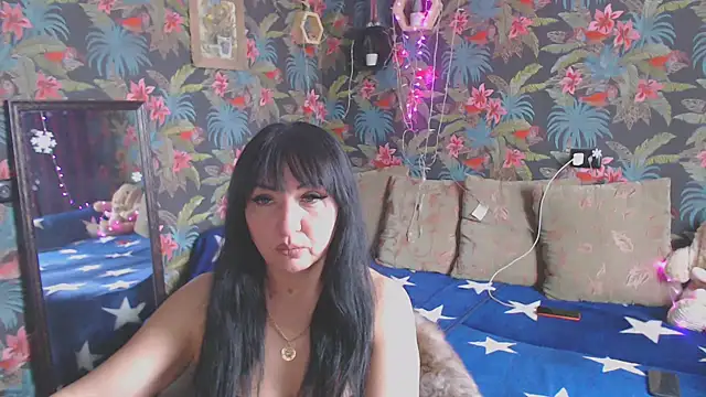 Snapshot of SusanLaNice chatting on 4, 2, 2025 SusanLaNice online show from 4, 2, 2025