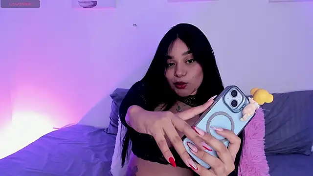 Sofi-James online show from 23, 2, 2025