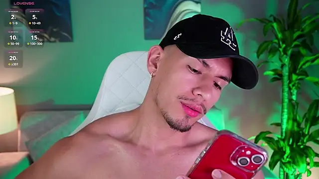 Aaronfox x online show from 18, 1, 2025