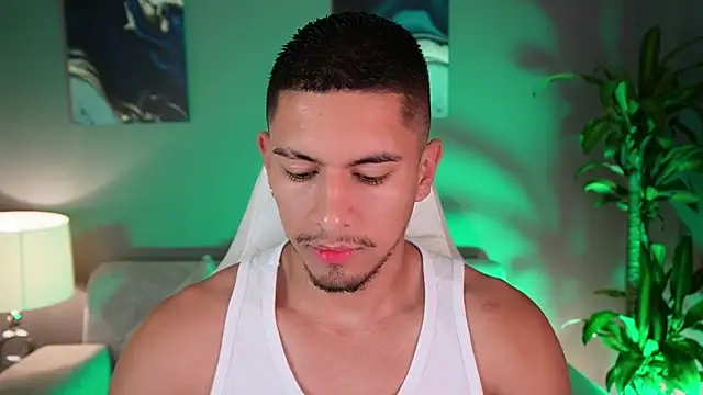 Aaronfox x online show from 20, 1, 2025