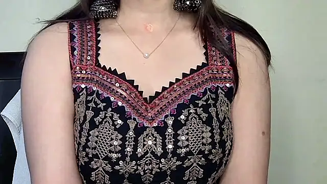 Snapshot of MIss-Naina chatting on 29, 11, 2025 MIss-Naina online show from 29, 11, 2025