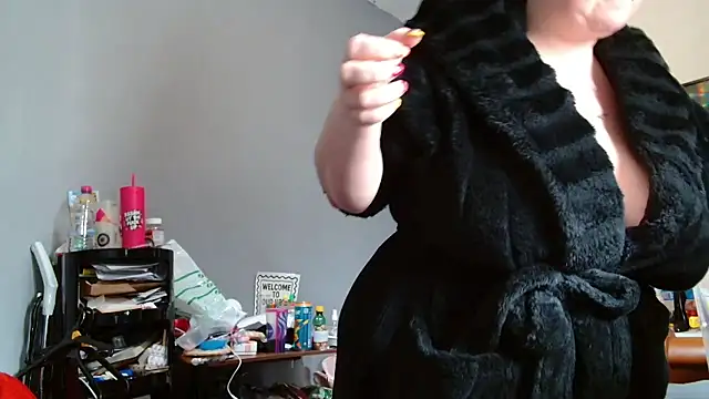 busty-bella1 online show from 17, 3, 2026