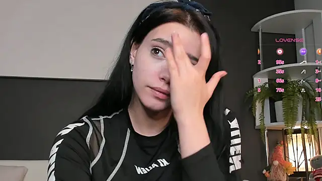 Snapshot of WildaBendell chatting on 22, 1, 2025 WildaBendell online show from 22, 1, 2025