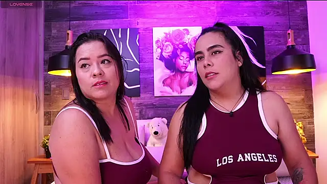 Snapshot of DanyAndAlexa chatting on 11, 5, 2026 DanyAndAlexa online show from 11, 5, 2026