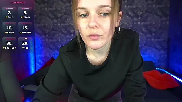 MaribelRiverr  online show from 28, 2, 2025