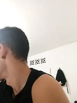 Juan Vas online show from 5, 3, 2025