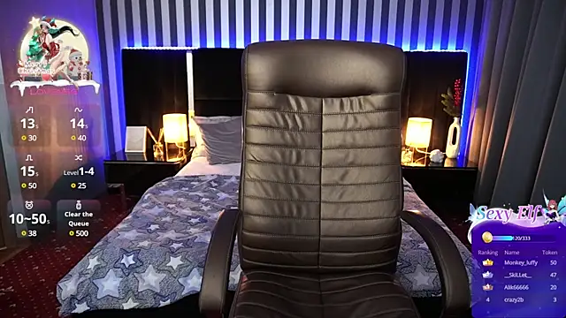 Snapshot of BettyDark chatting on 2, 2, 2025 BettyDark online show from 2, 2, 2025