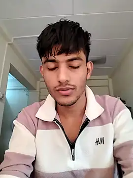 kingkartik7 online show from 5, 2, 2025